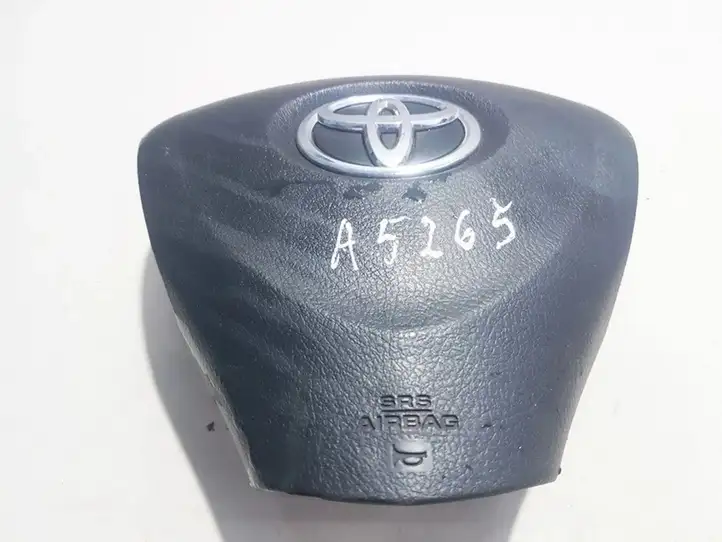 Toyota Auris 150 (2006 - 2012) 4513002290B0 Подушка безопасности руля — фото 1