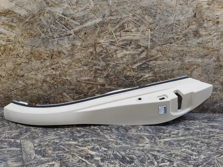 Lexus LS 460 (2009 - 2012)  6772150091 Другая деталь отделки задний дверей