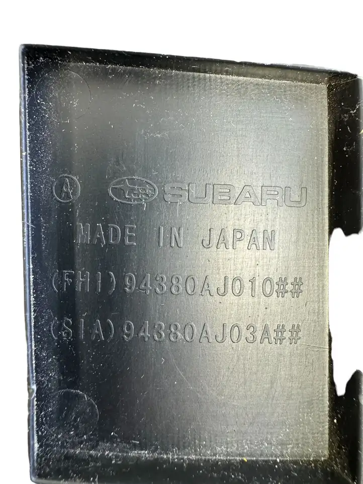 Subaru Outback (2009 - 2014) 94380AJ010 Крышка — фото 3