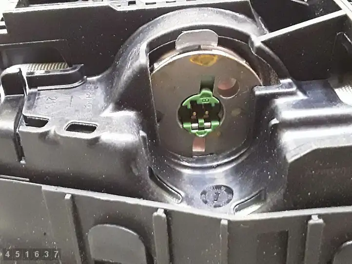 Renault Laguna III (2007 - 2015) 985100001r Подушка безопасности руля — фото 6