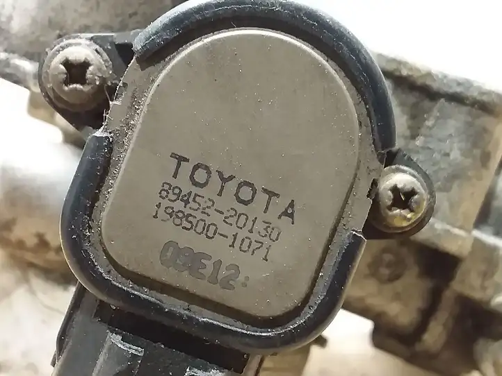 Toyota Avensis T250 (2006 - 2009) 8945220130 Дроссельная заслонка — фото 2