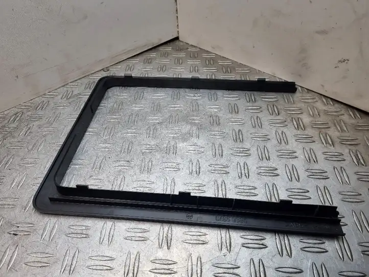 Volkswagen Eos (2006 - 2010) 1Q0885739 Прочая отделка багажника — фото 3