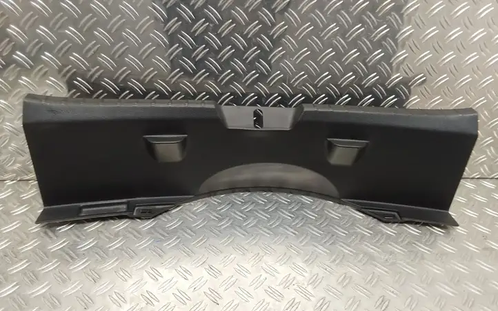 Toyota Yaris (2014 - 2019) 583870D090 Отделка порога багажника — фото 1