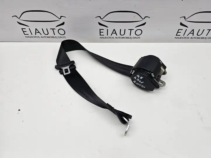 Audi Q5 (2008 - 2012)  8R0857805G Задний ремень безопасности