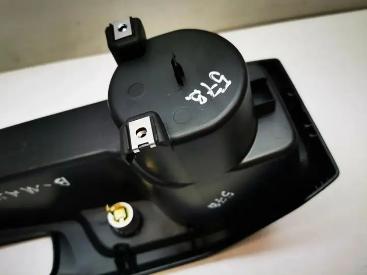 Ford B-Max (2012 - 2018)  FV11R045A12AAW Ящик для вещей центральная консоль