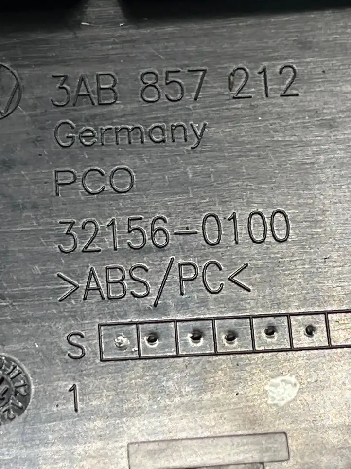 Volkswagen PASSAT CC (2008 - 2012) 3AB857212 Декоративная отделка — фото 3