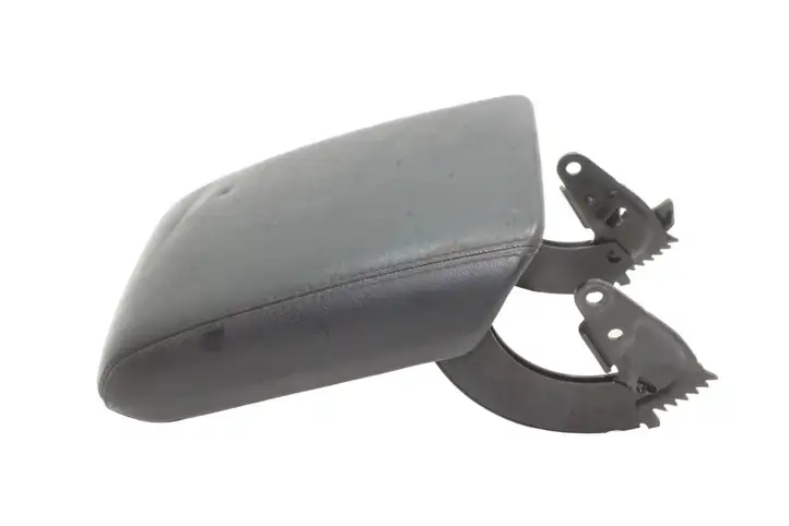 Audi A5 (2007 - 2011)   Подлокотник