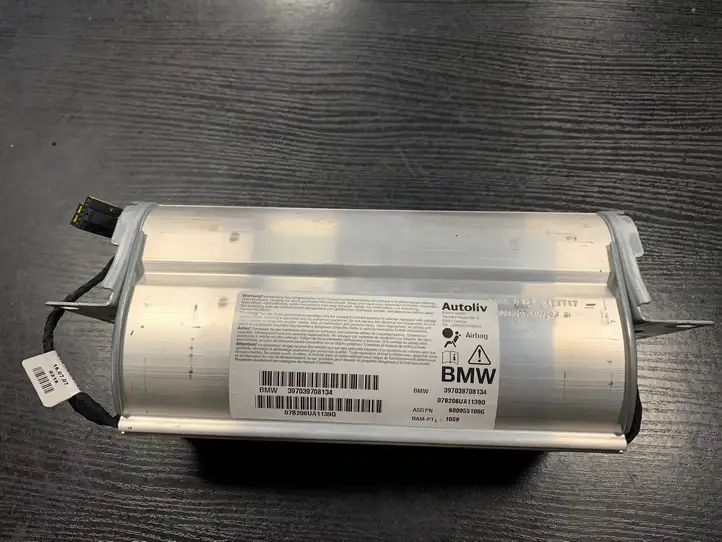 BMW 5 E60 E61 (2004 - 2010) 397039708134 Подушка безопасности пассажира — фото 1