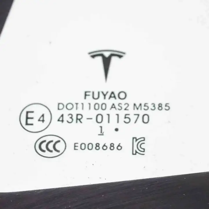 Tesla Model 3 (2017 - 2023) 151497801B Заднее боковое стекло — фото 3