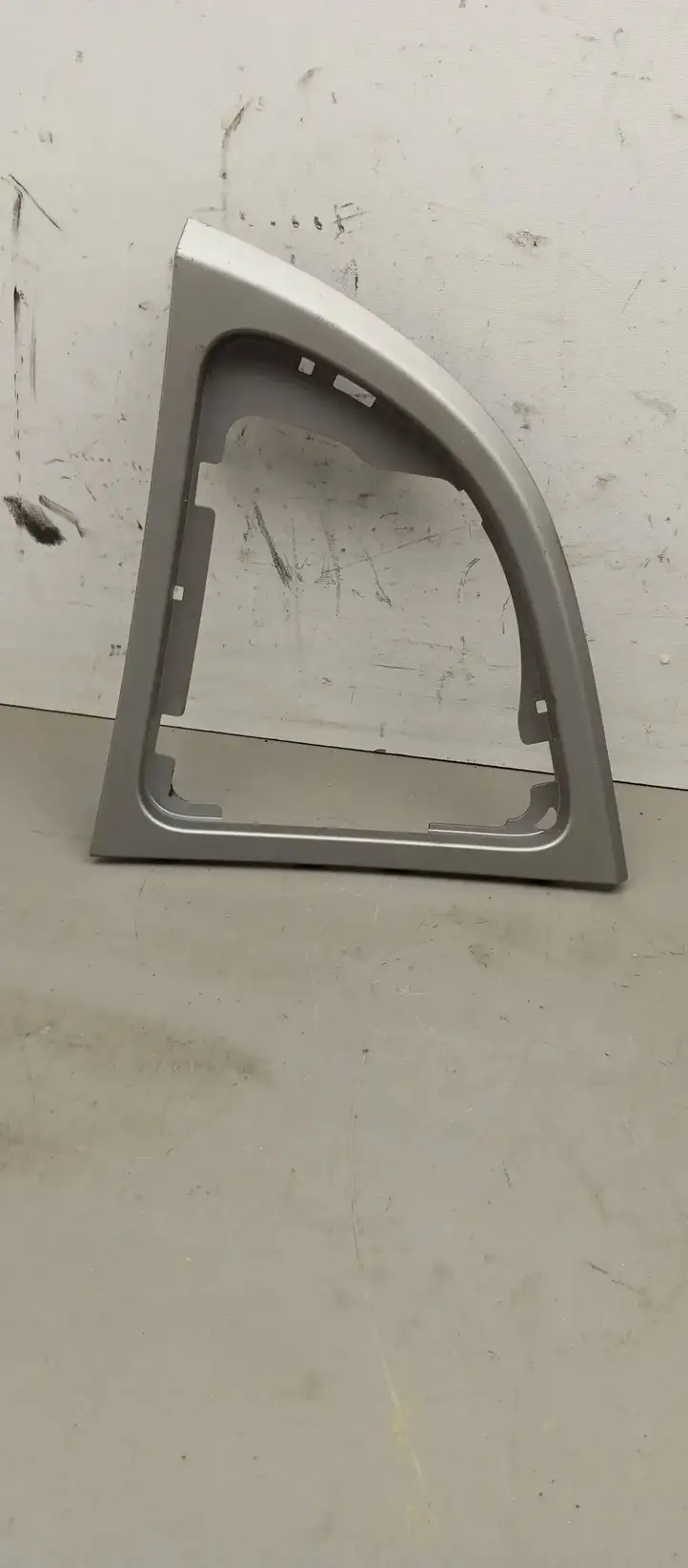 BMW 1 E81 E87 (2004 - 2011)  7129143 Рамка рычага переключения передач