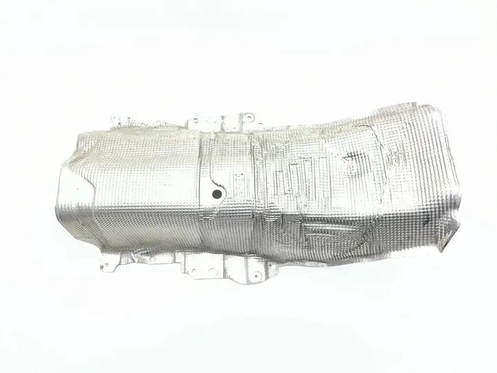 Nissan Rogue (2020 - ) Теплоизоляция (теплозащита) — фото 1