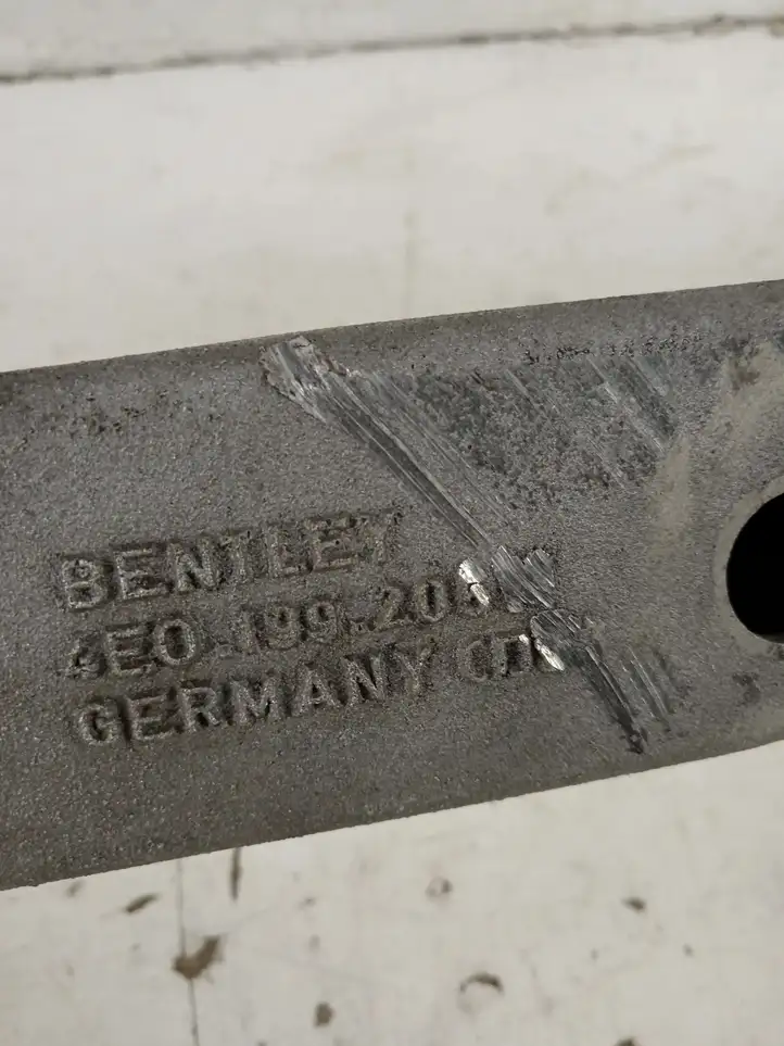 Bentley Continental (2003 - 2017) 4E0199205 Прочие детали днища — фото 8