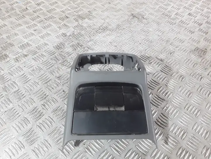 Audi A4 S4 B8 8K (2007 - 2011) 8K0864376 Задняя пепельница — фото 1