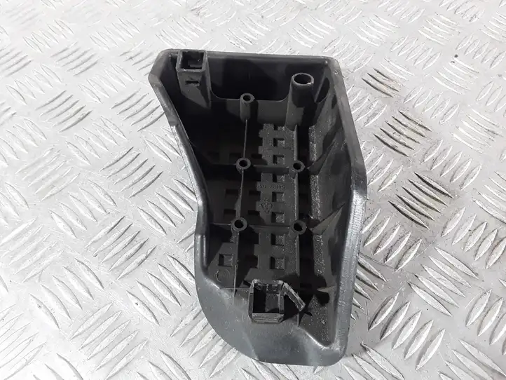 Toyota Avensis T250 (2003 - 2006) 5819205030 Подставка для ноги — фото 3