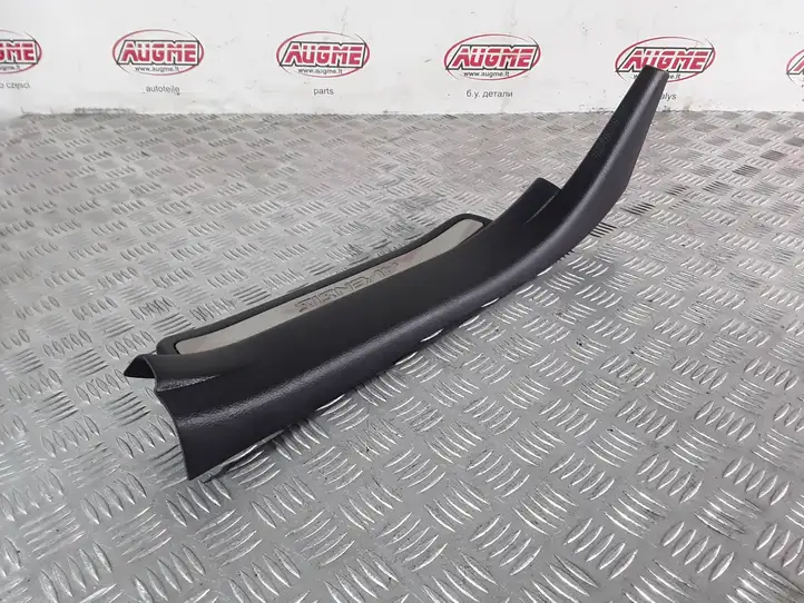 Toyota Avensis T250 (2003 - 2006) 6791705040 Внутренняя отделка переднего порога — фото 3
