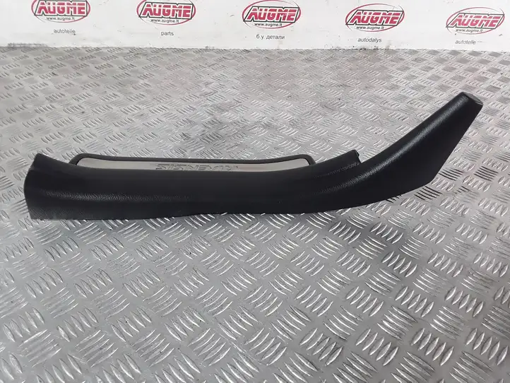 Toyota Avensis T250 (2003 - 2006) 6791705040 Внутренняя отделка переднего порога — фото 4