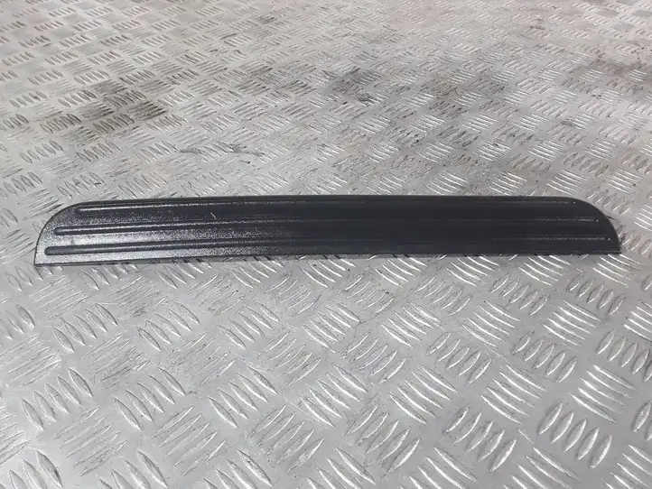Toyota RAV 4 (XA30) (2006 - 2016) 6791142030 Внутренняя отделка переднего порога — фото 1