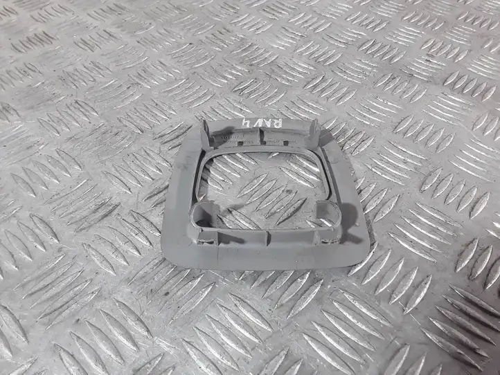 Toyota RAV 4 (XA30) (2006 - 2016)  7313742020 Отделка стойки (B) (верхняя)