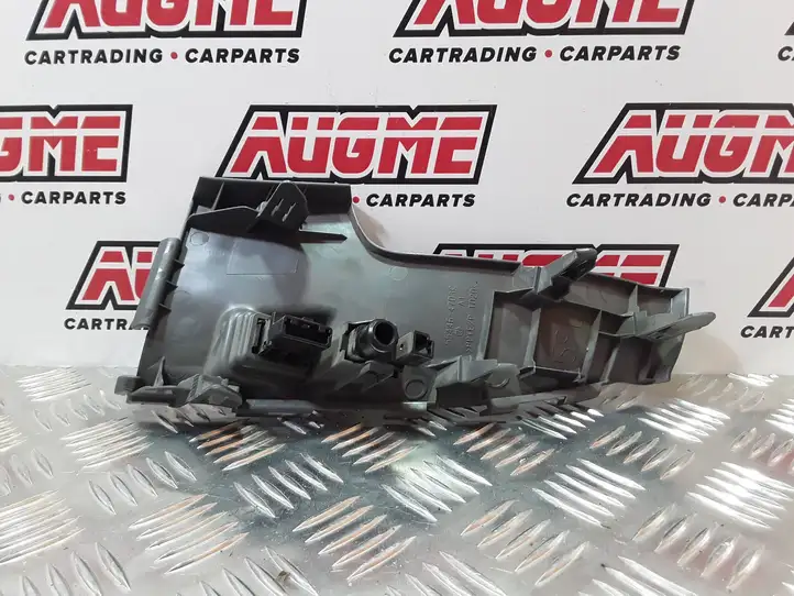 Toyota Prius (XW30) (2009 - 2015) 5544647030 Отделка внутренней панели салона — фото 3