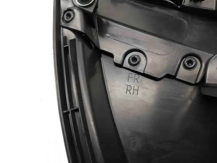 Toyota Corolla E210 E21 (2018 - ) 6761102860 Обшивка передней двери — фото 6