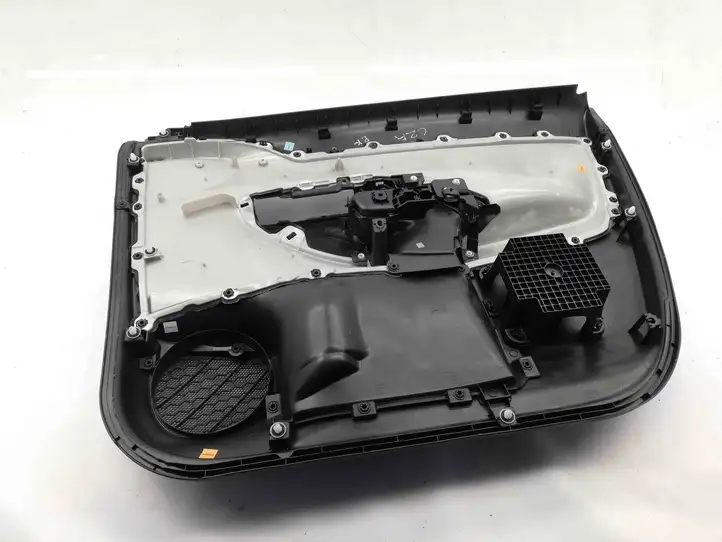 Toyota Yaris Cross (2020 - ) T0540053 Обшивка передней двери — фото 6