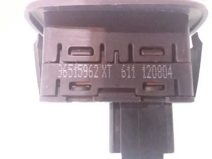 Citroen C5 (2004 - 2008) 96515962 Кнопка стеклоподъемников — фото 2