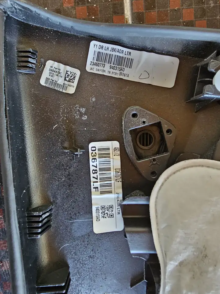 Chevrolet Corvette C7 (2014 - 2019) 340481AB Обшивка передней двери — фото 2