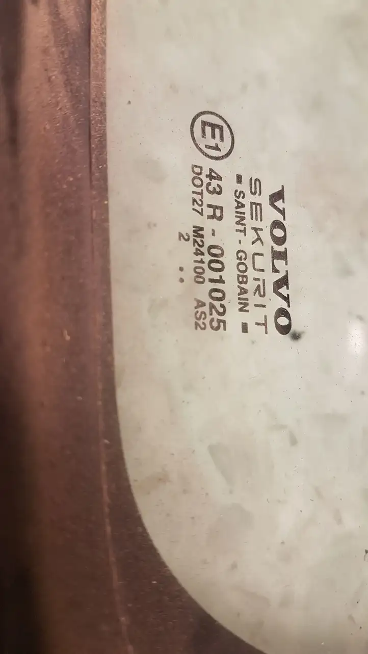 Volvo S60 (2000 - 2004) 43R001025 Форточка двери — фото 2