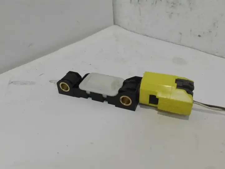 Volkswagen Phaeton (2002 - 2008)  4B0959643E Датчик удара надувных подушек