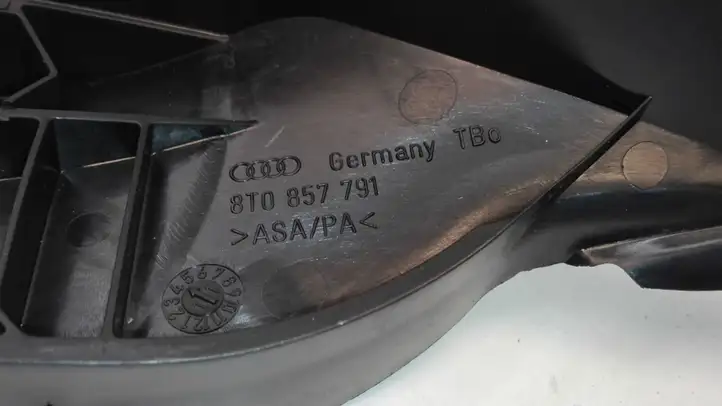 Audi A5 8T 8F (2007 - 2011) 8T0857791 Прочие детали салона — фото 4