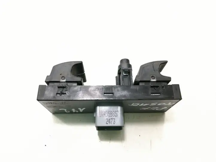 Volkswagen Touran I (2003 - 2010) 1K04959857 Блок кнопок стеклоподъемников — фото 4