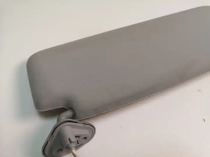 BMW 7 E65 E66 (2001 - 2008)   Щиток от солнца