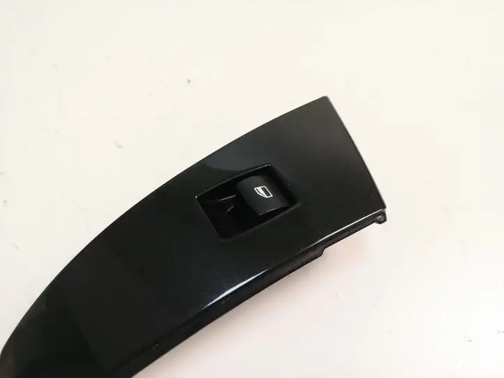 BMW 5 E60 E61 (2004 - 2010) 6922244 Кнопка стеклоподъемников — фото 3