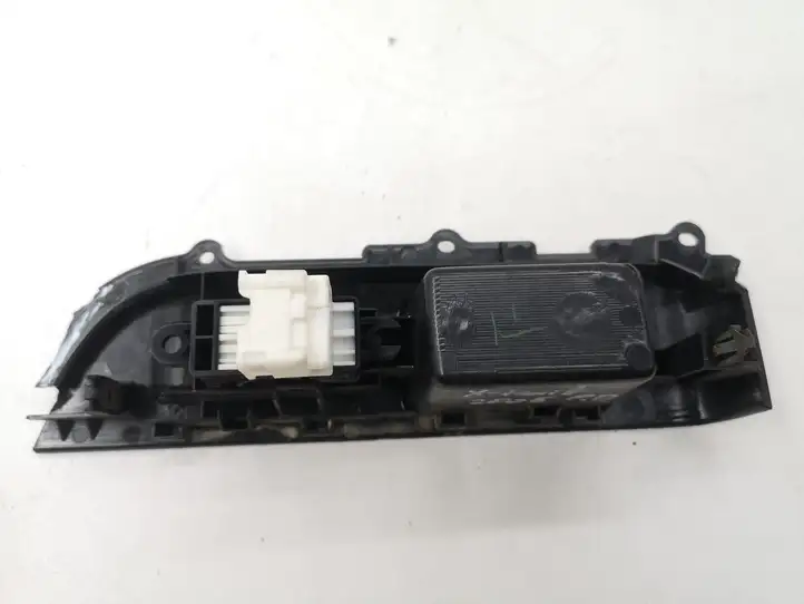 Nissan X-Trail T30 (2001 - 2007) 80960EQ400X Блок кнопок стеклоподъемников — фото 5