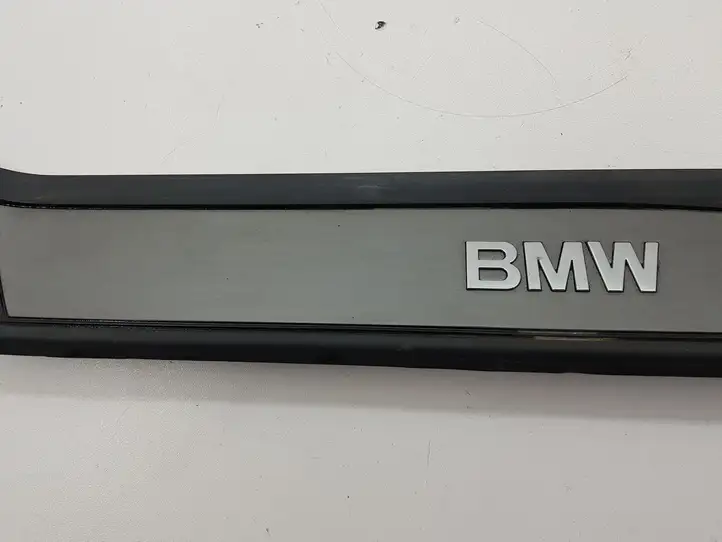 BMW 5 E60 E61 (2004 - 2010) 51477034303 Внутренняя отделка переднего порога — фото 8