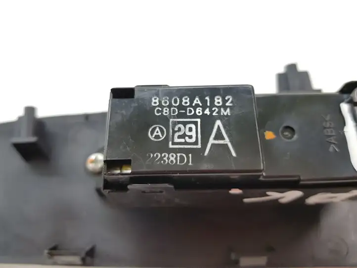 Peugeot 4007 (2007 - 2012)  8608A182 Кнопка стеклоподъемников