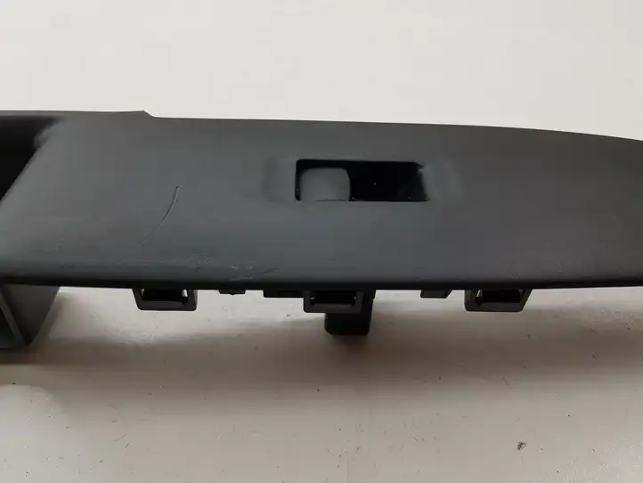 Mitsubishi Outlander (2012 - 2014) 8608A242 Кнопка стеклоподъемников — фото 4