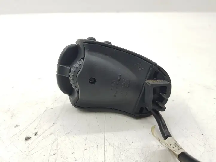 Renault Scenic I (1996 - 2003) 7700431450A Кнопки на рулевом колесе — фото 4