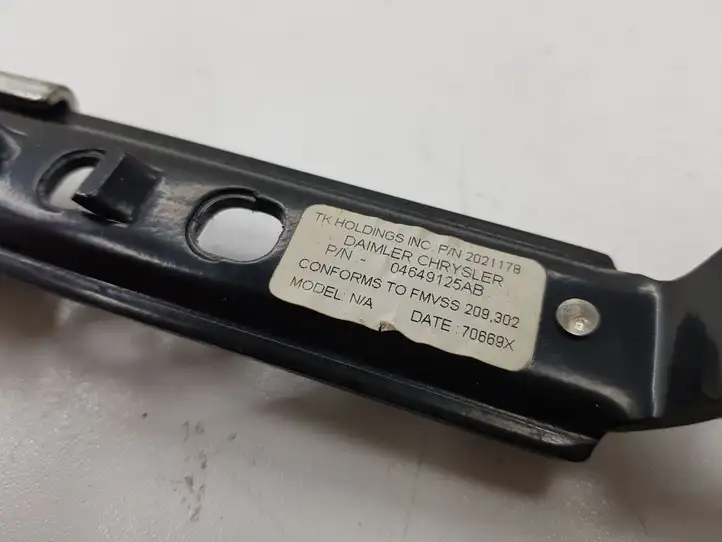 Chrysler 300C (2005 - 2011)  04649125AB Электродвигатель регулировки высоты ремня безопасности