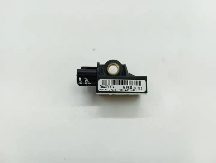 Honda Accord (2008 - 2016) 77970TC0A111 Датчик удара SRS — фото 2