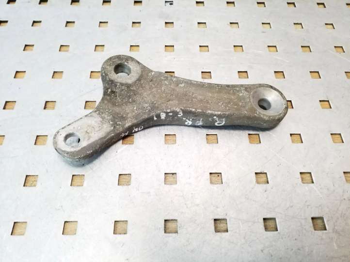 67585289 BMW 5 E60 E61 Priekinė stabilizatoriaus traukė