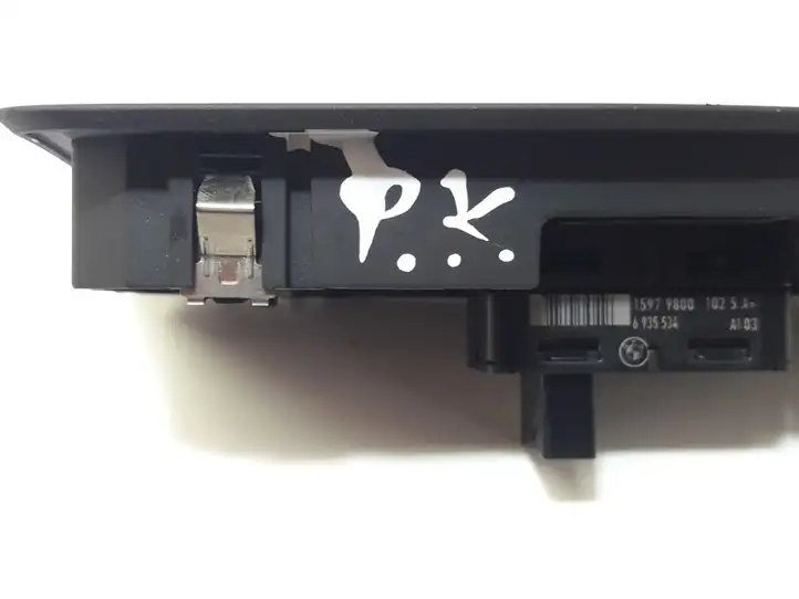 BMW 1 E81 E87 (2004 - 2011) 6935534 Кнопка стеклоподъемников — фото 2