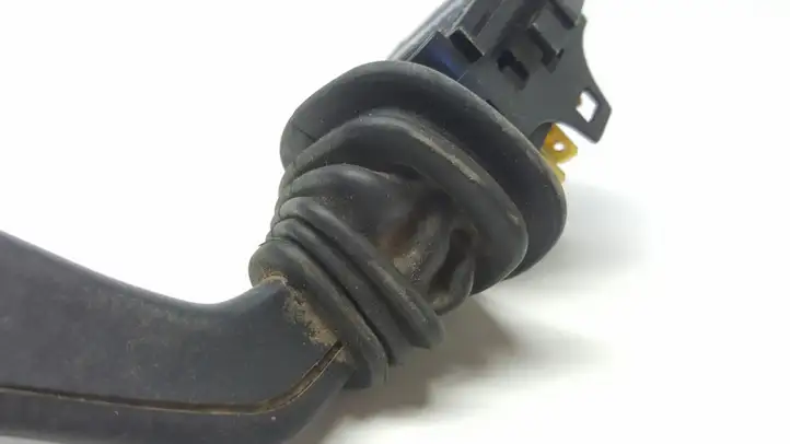 Opel Astra G (1998 - 2004) 90243395 Переключатель стеклоочистителей — фото 9