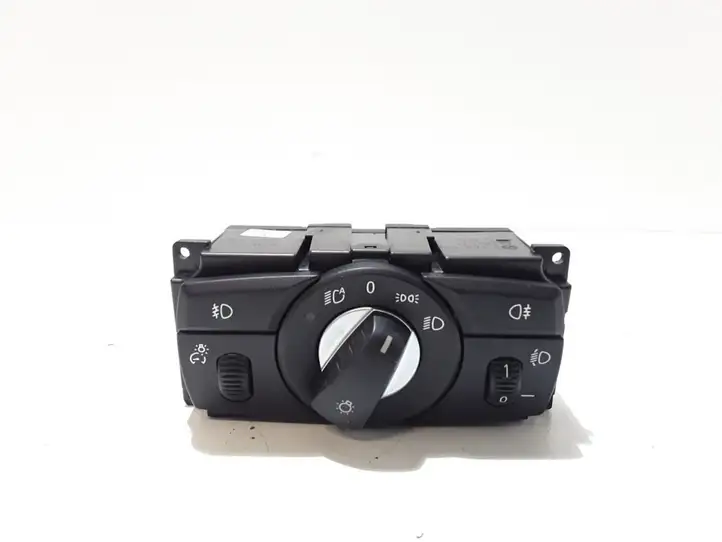 BMW 5 E60 E61 (2004 - 2010) 6988555 Включатель фонарей — фото 1