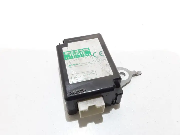 Lexus IS 220 (2005 - 2010)  8974053051 Другие блоки управления / модули