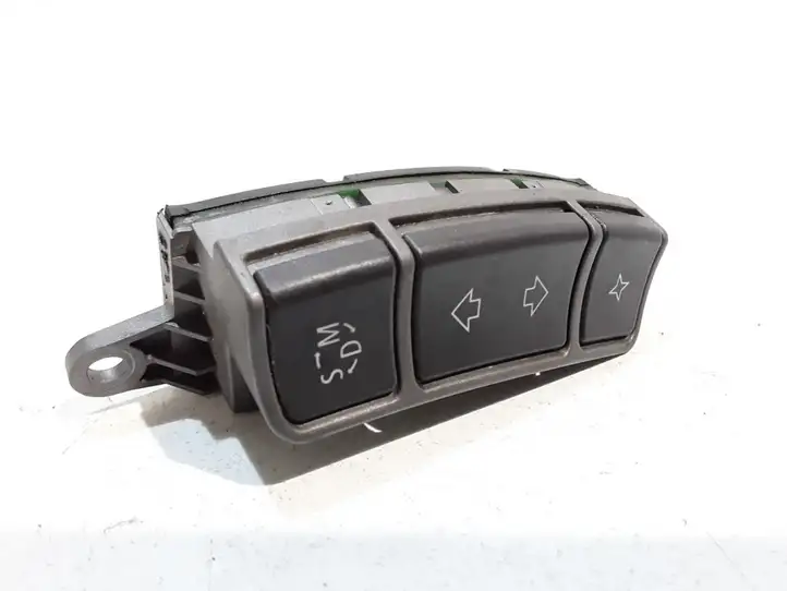 BMW 7 E65 E66 (2001 - 2008) 6911586 Кнопки на рулевом колесе — фото 1