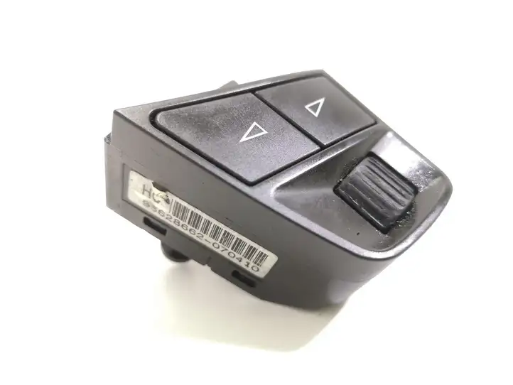 Opel Antara (2006 - 2011) 96628662070410 Кнопки на рулевом колесе — фото 1