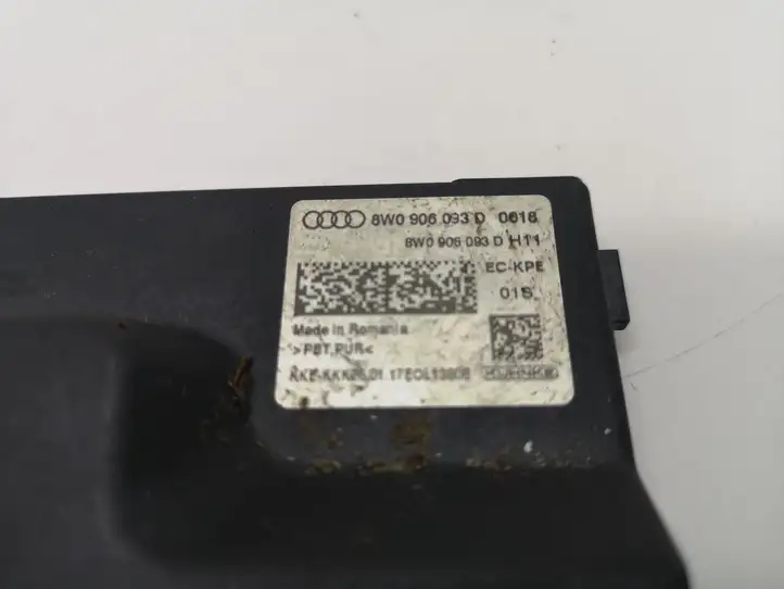 Audi A4 S4 B9 (2015 - 2019) 8W0906093D Прочие блоки управления — фото 3