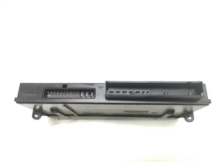 BMW 3 E90 E91 (2005 - 2012)  10681810 Mодуль kомфортa