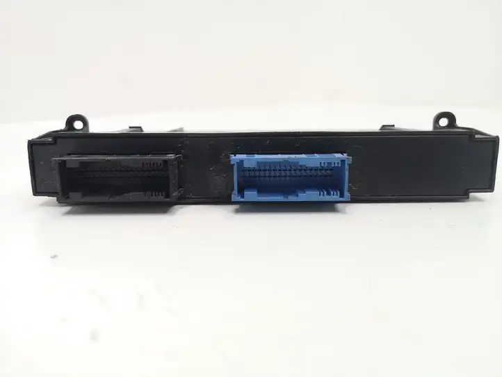 BMW 3 E90 E91 (2005 - 2012)  10681810 Mодуль kомфортa